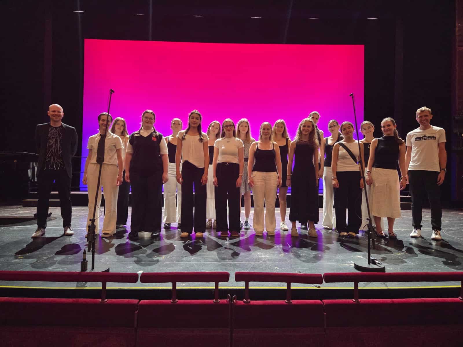 Featured image for “Der Oberstufenchor singt in der Grazer Oper”